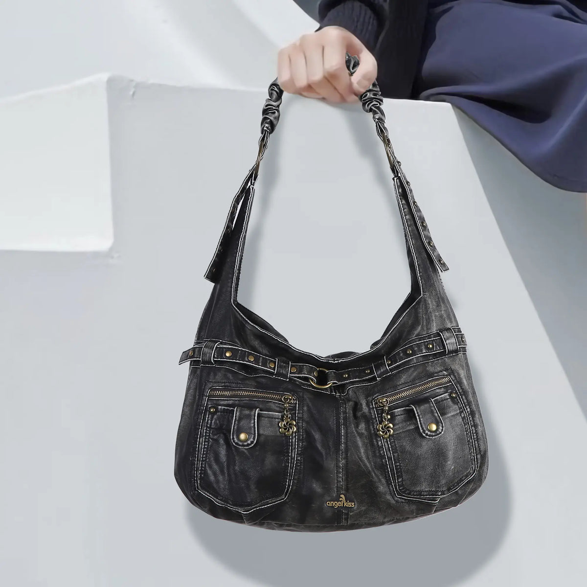 Vintage Vegan Leather Handbag – Multi-Pocket Shoulder Tote